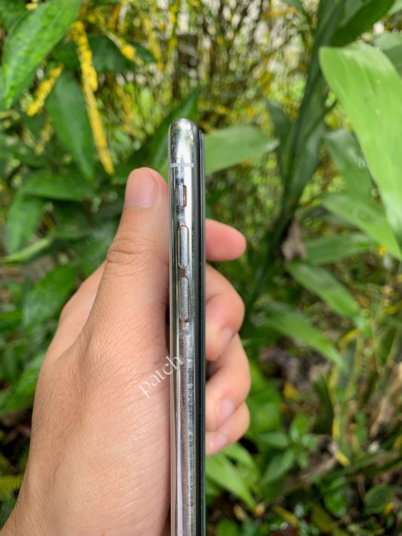 iPhone XS 256GB (Category: iPhone X Series) located in Legazpi City. Submitted by patchx (Listing ID 1295824177, Image 3). Description: iPhone Xs (256GB) for Sale! 𝐌𝐨𝐝𝐞𝐥: iPhone Xs 𝐂𝐚𝐩𝐚𝐜𝐢𝐭𝐲: 256GB LCD Replaced 17.3.1 iOS Version 75% Battery Health No SIM Restrictions Face ID working Siri working Sounds working Price still negotiable Gcash/Bank Transfer/COD 𝐑𝐅𝐒: Upgrade FREE SHIPPING.