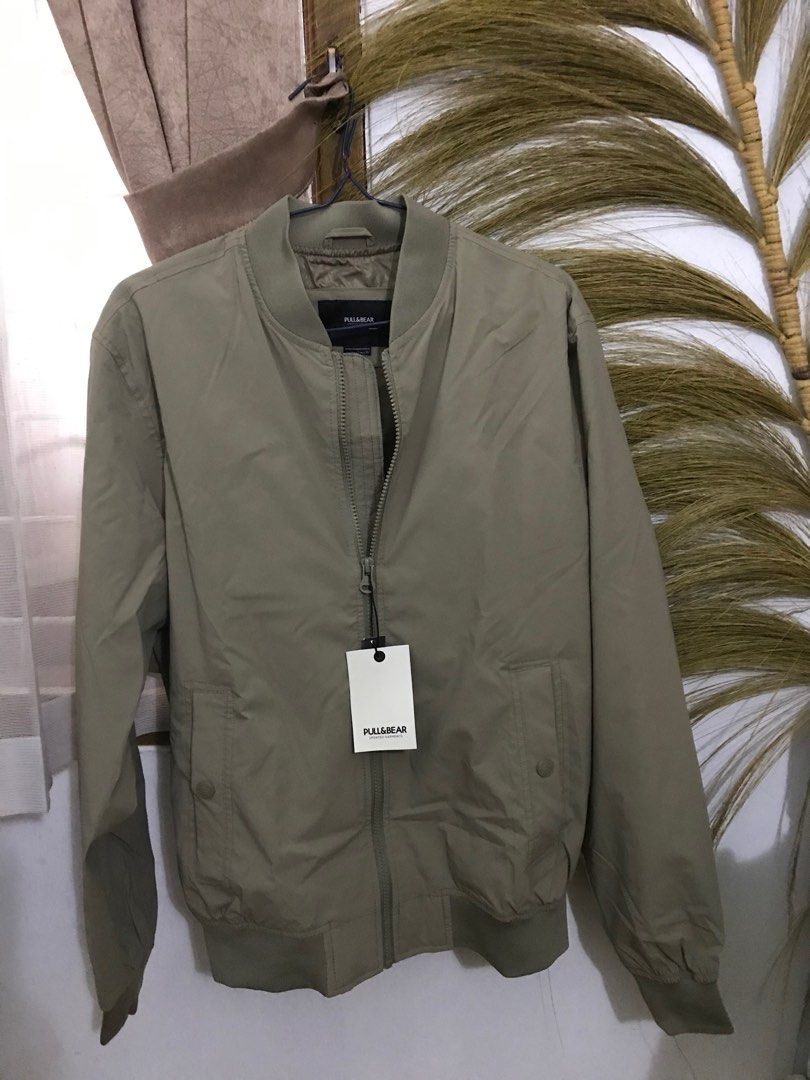 Jaket Bomber Pull Bear Original Fesyen Pria Pakaian Baju Luaran di Carousell