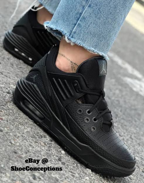 Jordan Max Aura 5 “Gym Red” | “Black Anthracite” (Category: Sneakers) located in Caloocan City. Submitted by clicknshop2nd (Listing ID 1295752631, Image 2). Description: Jordan Max Aura 5 “Gym Red” | “Black Anthracite” SRP 7395 Red ~ US 9.5 M (5599) Black ~ US 10 M (4999) Orig Onhand DM US.