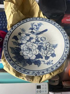 Large Chinese-Style Decorative Wall Dish with Bird/Flowers Design (Beautiful)