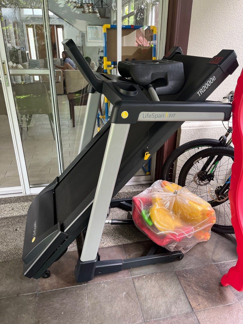 LifeSpan Fitness TREADMILL TR2000e