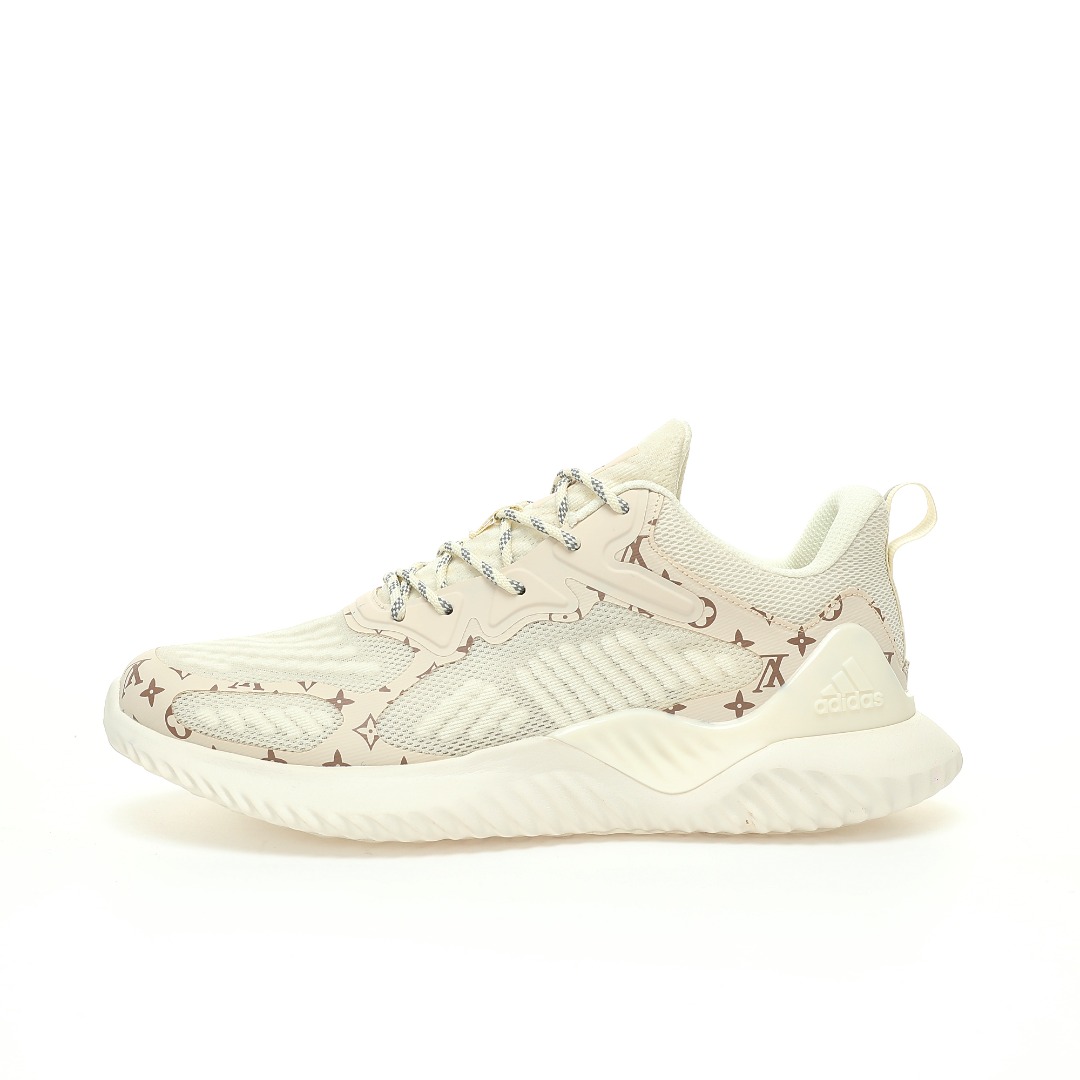 Louis vuitton x adidas top