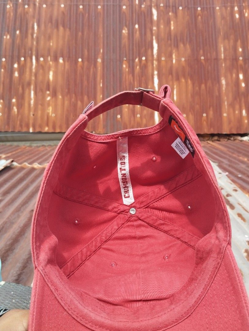 Nike Alabama crimson tide adjustable (Category: Caps & Hats) located in Naga. Submitted by ronemilmal21485 (Listing ID 1295727336, Image 3). Description: color rate 9.5/10 380 + SF thrift item manage your expectations.