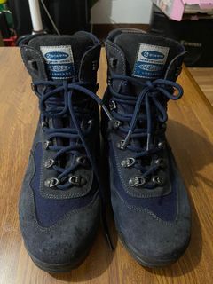 SCARPA GORE-TEX HIKING,TREK  BOOTS (made in italy)