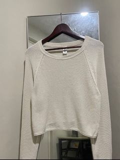 Semi-Crop Knit Sweater in Cream