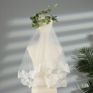 TAMAKO Wedding Veil Wedding Accessories  Lace Edge Photo Veil Short Simple With Comb