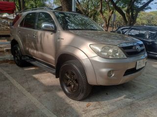 Toyota Fortuner 2.7 7 Seater (A)