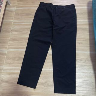 Uniqlo Slim Straight Pants (36-38) Black Trousers