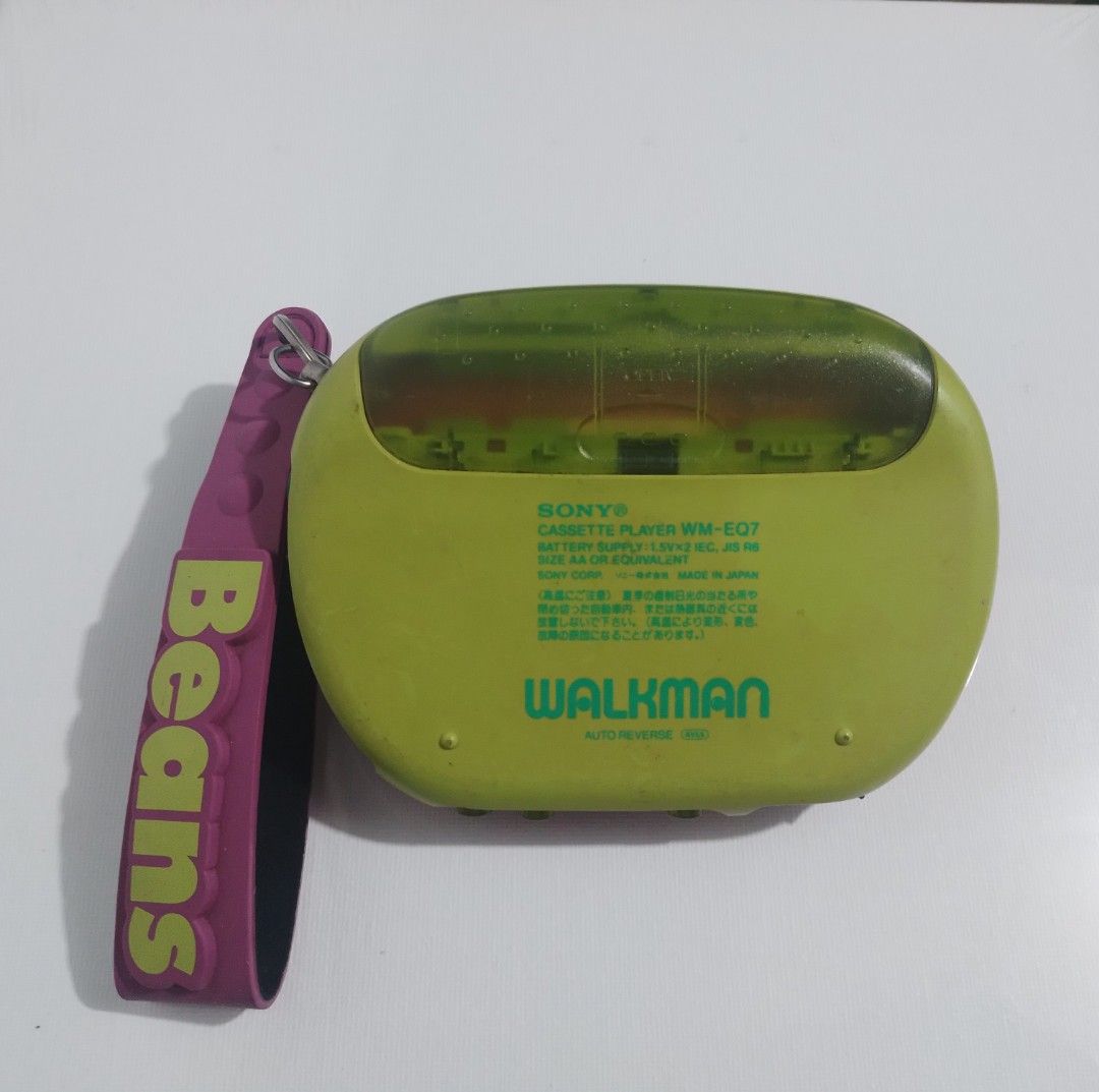 SONY WALKMAN Beans カセットウォークマン WM-EQ3 ①