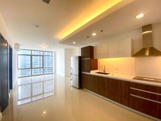 West Gallery Place Bgc Taguig Condo For Rent 2 Bedroom Corner unit