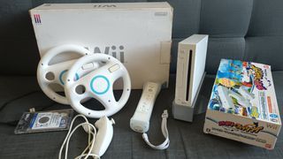 Wii with 320GB HDD Games installed *110v*