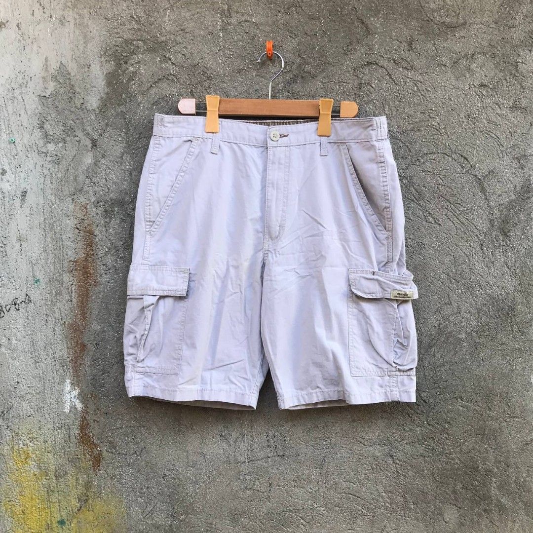 WRANGLER CARGO SHORT Men s Fashion Bottoms Shorts on Carousell