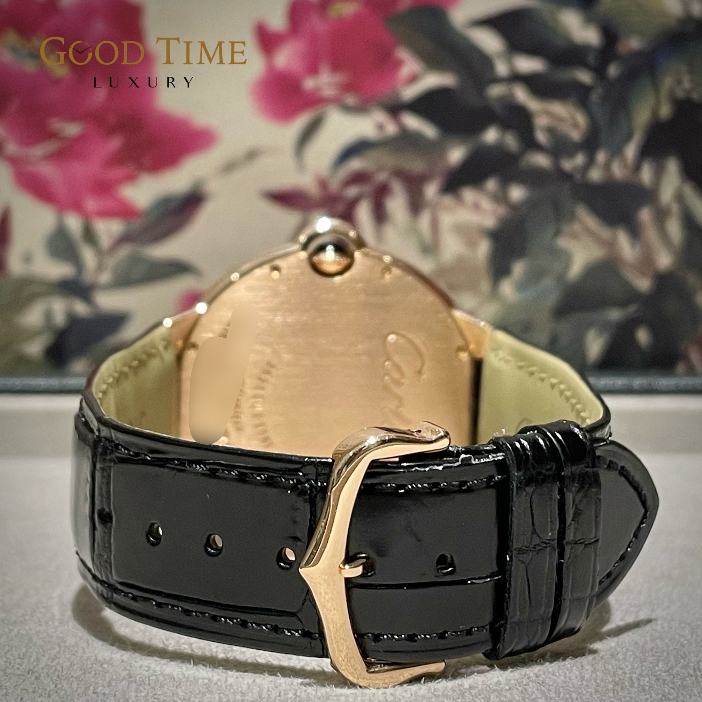 2021 Cartier BALLON BLEU DE CARTIER 40mm Rose Gold Manual Wind Ultra Thin W6920089 (Category: Watches) located in Singapore. Submitted by goodtimeluxury (Listing ID 1295969555, Image 2). Description: Brand: Cartier Model: BALLON BLEU DE CARTIER 40mm Rose Gold Manual Wind Ultra Thin W6920089 Year: 2021 NOV Box and Papers: Yes Description: Mint Condition, Retails $20k++ Payment mode: - Bank Transfer, Paynow, Cash - Additional 2.5% for one time cred