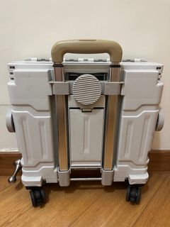 （分類：）位於 。 由 rrr_sss 提交（商品編號 1296038182，圖片 1）。簡介： 。