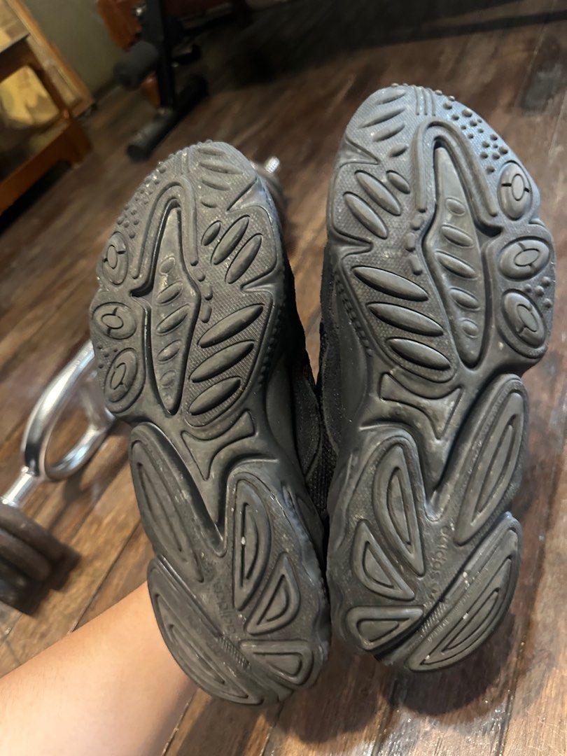 Adidas Ozweego black M11 (Category: Casual Shoes) located in Munoz. Submitted by jaizer (Listing ID 1295885061, Image 1). Description: -lightly used, natambakan, may bagong sapatos and original, bought from sm north edsa price: 3500 loc: south caloocan/sm monumento/sm center sangandaan.