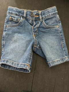 (Category: ) located in . Submitted by threadtales (Listing ID 1295925784, Image 1). Description: .