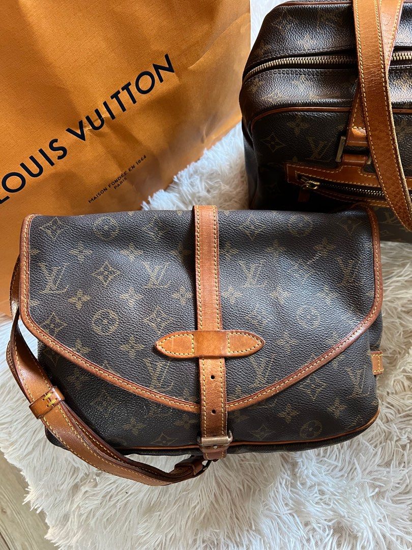 Authentic LV saumur crossbody (Category: Luxury Bags & Wallets) located in Binalonan. Submitted by sheenaluxarchive (Listing ID 1295876459, Image 1). Description: mm size authentic no cracks on body no open piping cheapest saumur here at carou.