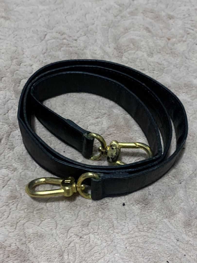 Authentic Vintage Fendi Bag Strap (Category: Luxury Bags & Wallets) located in Rosario. Submitted by myvinatgepieces (Listing ID 1295979337, Image 3). Description: Authentic Vintage Piece 44” Length With Visible signs of wear Non adjustable With some faded / scratches hardware and leather Perfect for top handle bags Check posted pics .