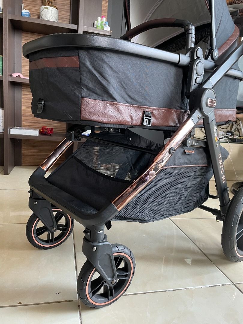 Babyelle Torino Bayi Anak Kereta Kursi Goyang Gendongan Bayi di Carousell