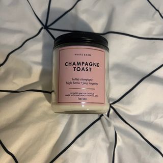 Bath & Body Works Champagne Toast 7oz Scented Candle