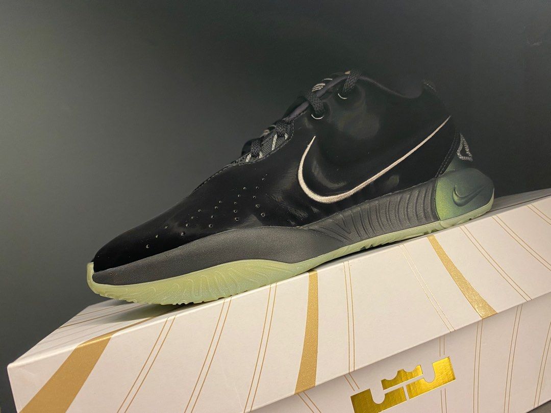 BRAND NEW LEBRON XXI TAHITIAN EP Men s Fashion Footwear Sneakers on Carousell