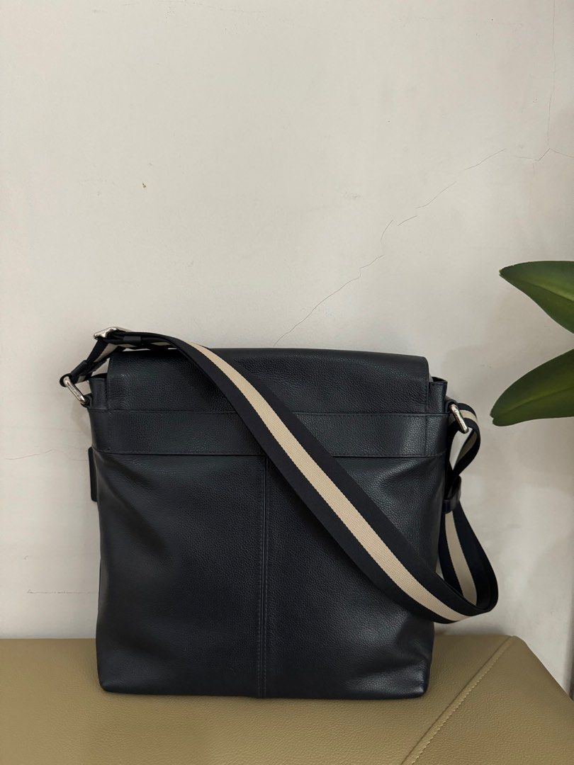 Coach charles sport messenger bag midnight blue (authentic)