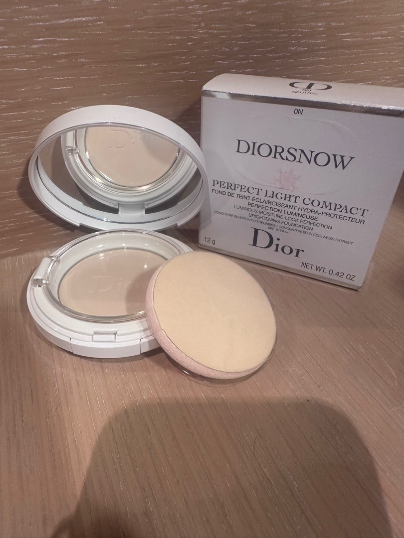 Dior DIORSNOW PERFECT LIGHT COMPACT 1N