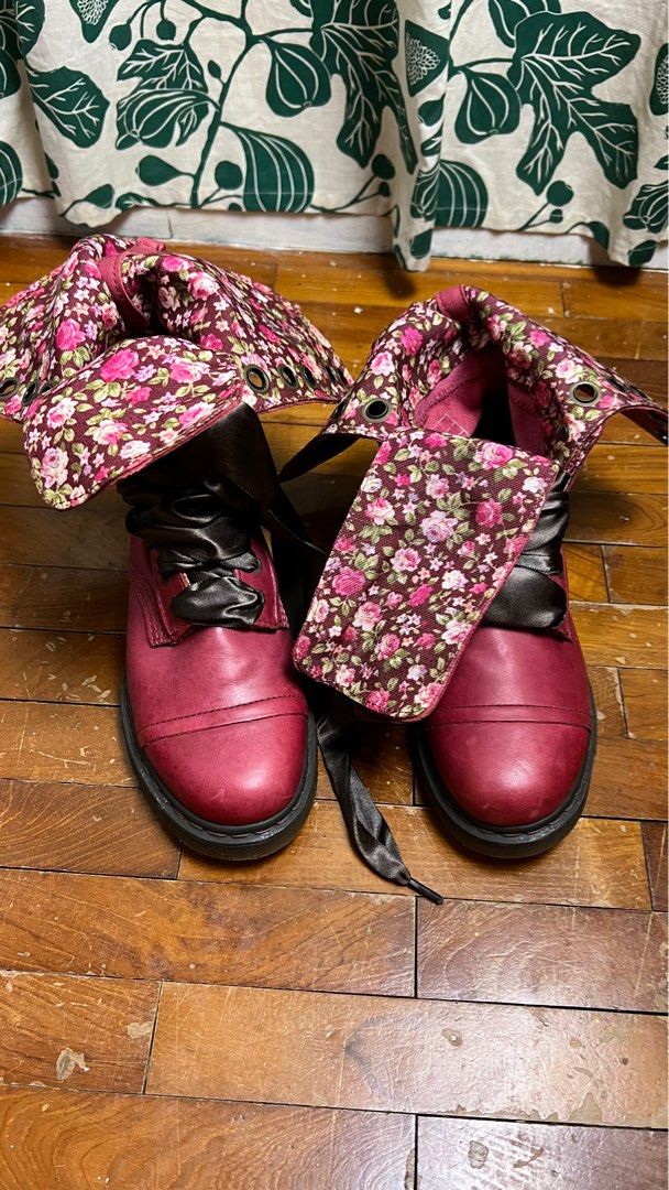 Dr Martens. Dual design. Reversible boots
