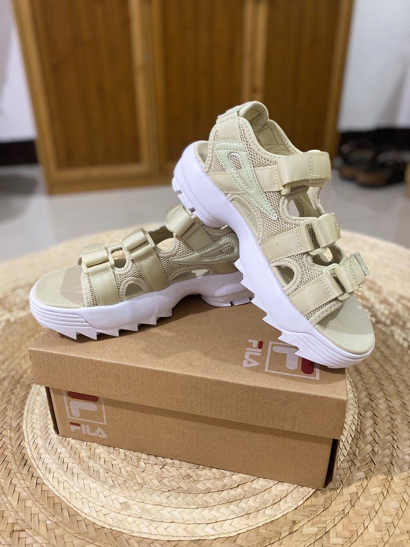 Fila white disruptor sandals 2025
