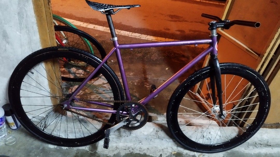 Fixie 700c Sports Equipment Bicycles Parts Bicycles on Carousell