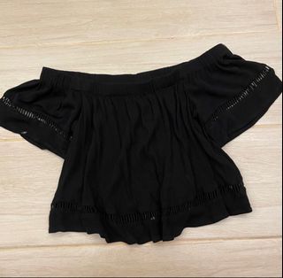 Forever 21 Black Off-Shoulder Top
