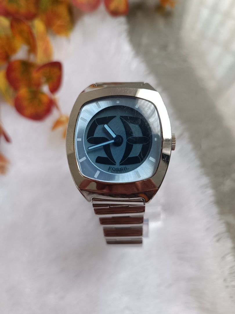 FOSSIL big tic 腕時計 美品 fossil big tic 最 安値 価格