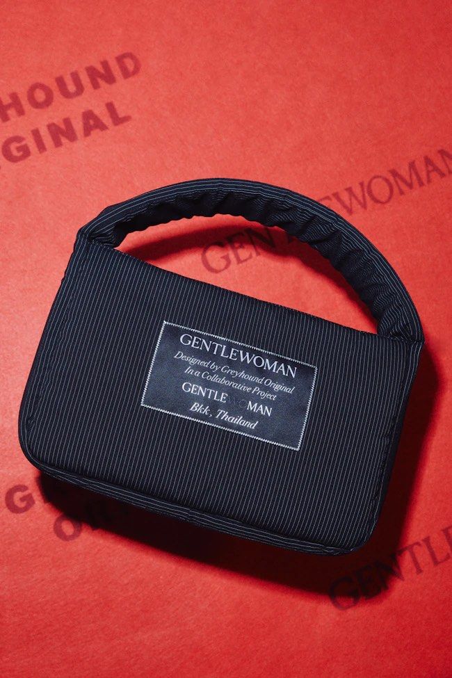 Gentlewoman Pebble Shoulder bag (Category: Shoulder Bags) located in Cagayan de Oro. Submitted by dumpleeex (Listing ID 1296034346, Image 1). Description: Gentlewoman (Greyhound Original) Pebble Shoulder bag. 🏁 *Got it for 3k+ and already sold out‼️ Can ship via J&T/LBC MOP: Gcash/Maya/UB.
