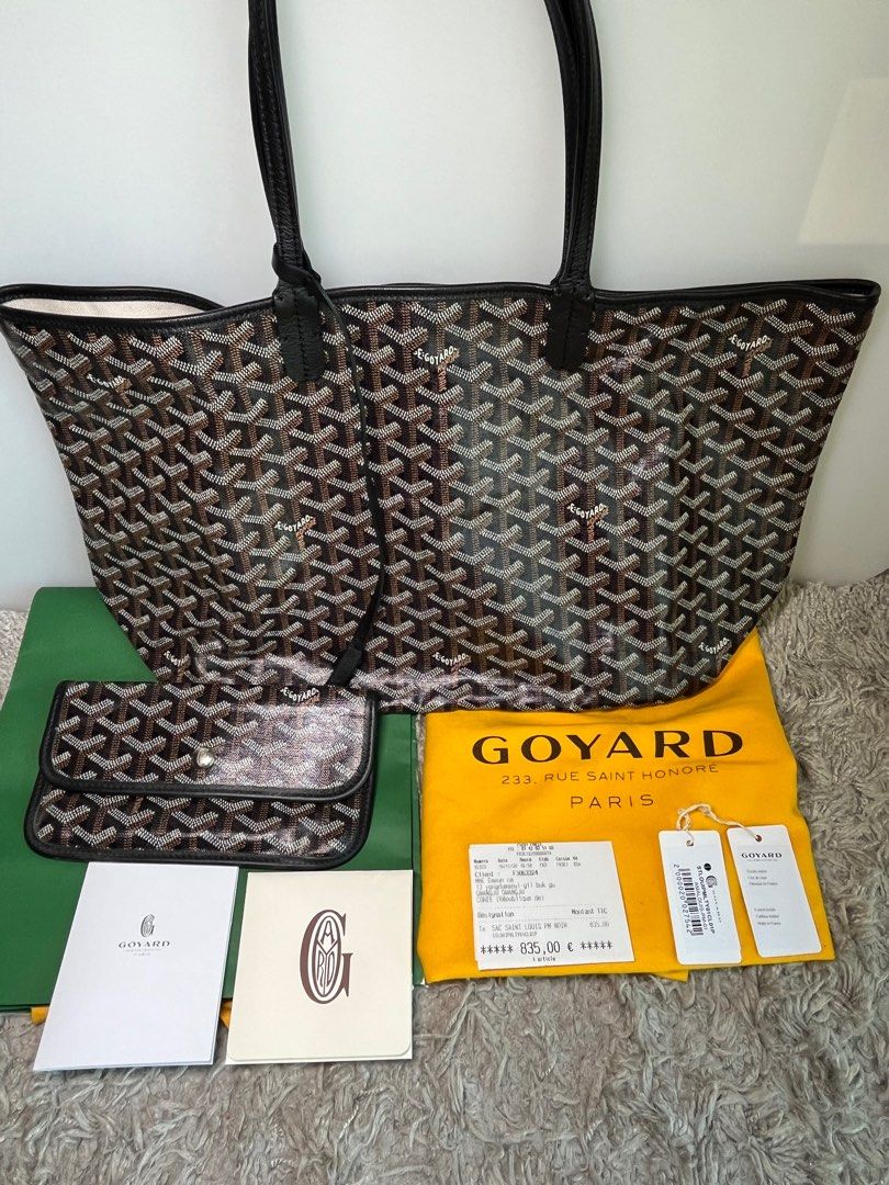 Goyard St. Louis PM Black (Category: Luxury Bags & Wallets) located in Pasig City. Submitted by kava.collection (Listing ID 1296051000, Image 1). Description: Goyard St. Louis PM Black Condition: Lightly Used Rating: 9/10 Inclusions: dustbag, pouch, care booklet, tag, store receipt, paperbag Price: Php92,000 ✨The Saint Louis PM bag is made from Goyardine and is unlined. It is extremely light and completely reversible. Wear it showing the Goyardin