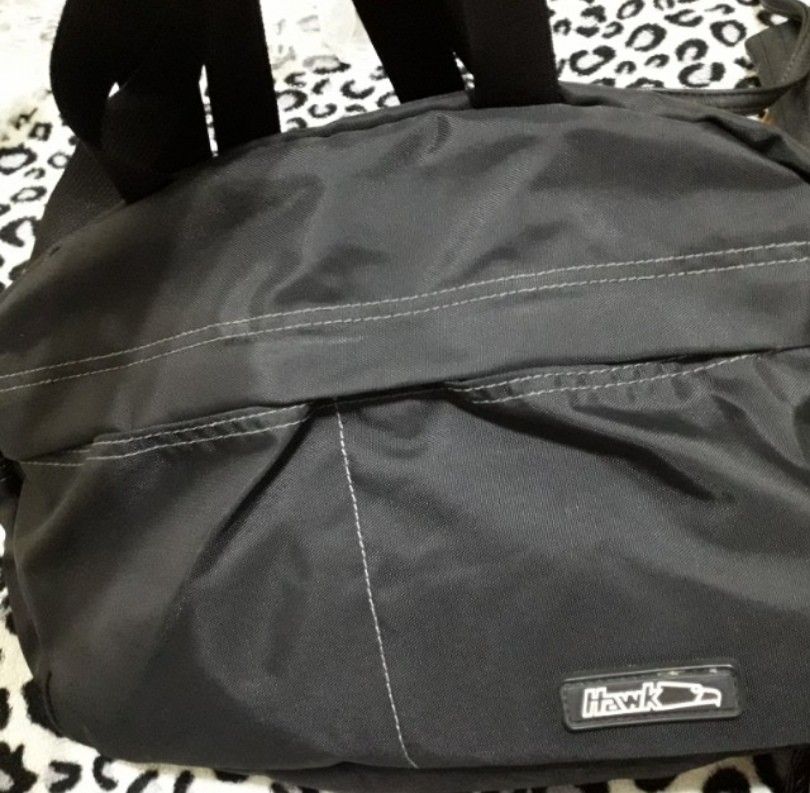 HAWK Small to MEDIUM GYM BAG Women s Fashion Bags Wallets Cross body Bags on Carousell