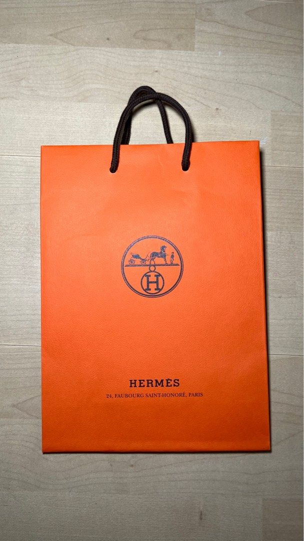 Hermes Paper Bag Authentic (Category: Luxury Accessories) located in Makati City. Submitted by VersatileBabe (Listing ID 1295963508, Image 1). Description: Brand nefrom Greenbelt .