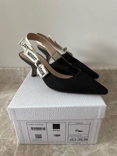 (Category: ) located in . Submitted by stylesearch (Listing ID 1295901376, Image 1). Description: .