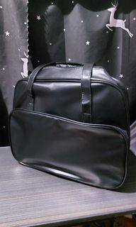 FREE (SLYCOCO PERFUME) Leather bag