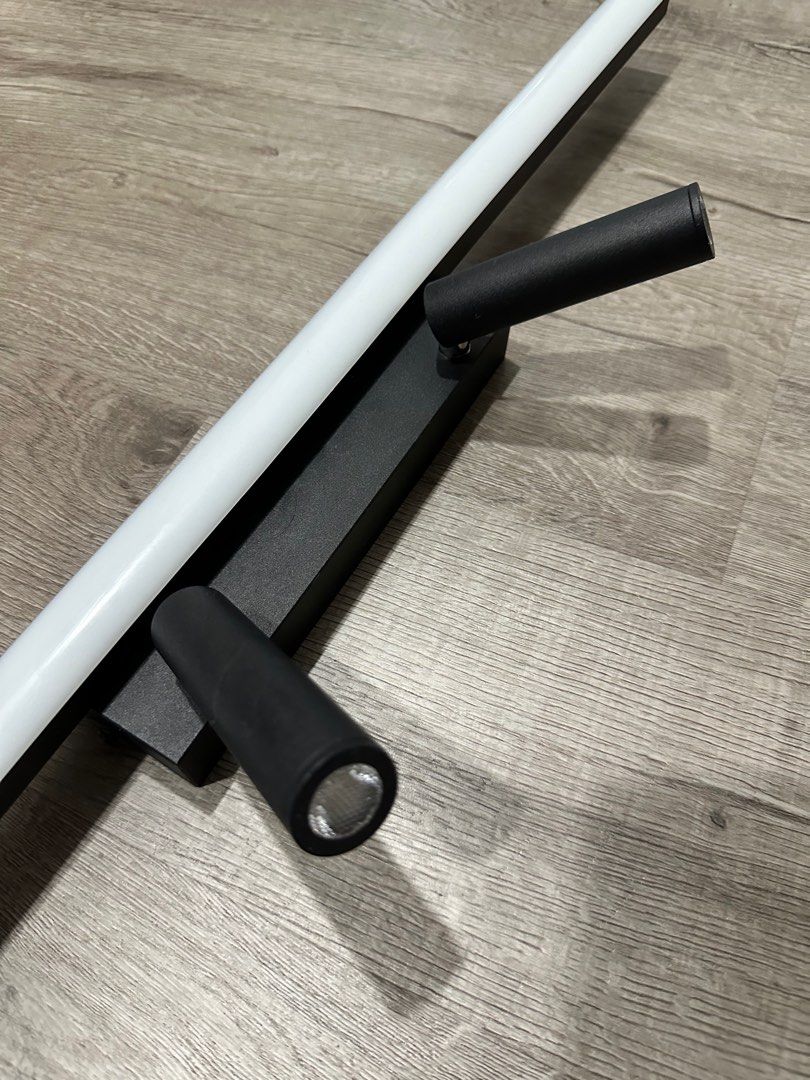 LED Ceiling Light (Category: Lighting) located in Singapore. Submitted by naim_nukes (Listing ID 1296046622, Image 1). Description: Had only used this for few hours and uninstalled it as i need a bigger one for my kitchen. No defects. In a very good condition. Has 3 coloured switch. .