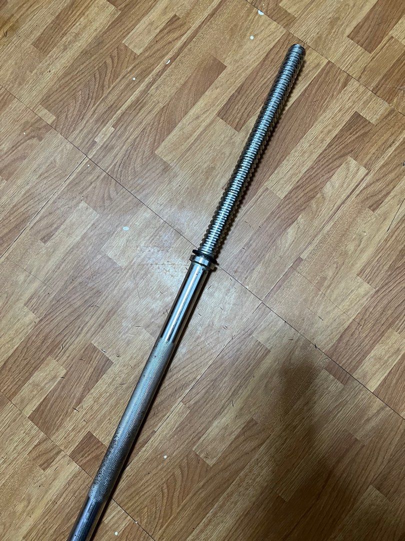 Long Barbell Bar with FREE 2 Barbell Clamps (Category: Weights & Dumbbells) located in Dasmarinas. Submitted by fancy_styleph (Listing ID 1296019721, Image 3). Description: ►Long barbell bar with 2 spin lock collars (5 FT) • Used for bench press, squats, deadlifts, bicep curl and military press • This standard 5-foot bar is made of solid steel with threaded ends and finished with a chrome coating • Accommodates 1 inch plates – Designed with a 1-i