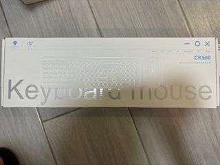 （分類：）位於 。 由 samchan9988 提交（商品編號 1295961946，圖片 1）。簡介： 。