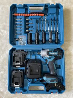 Makita impact wrench with drill bits 2in1