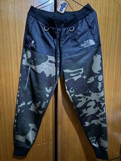 （分類：）位於 。 由 waukchan 提交（商品編號 1296001404，圖片 1）。簡介： 。