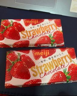 Meiji Cholocate Strawberry