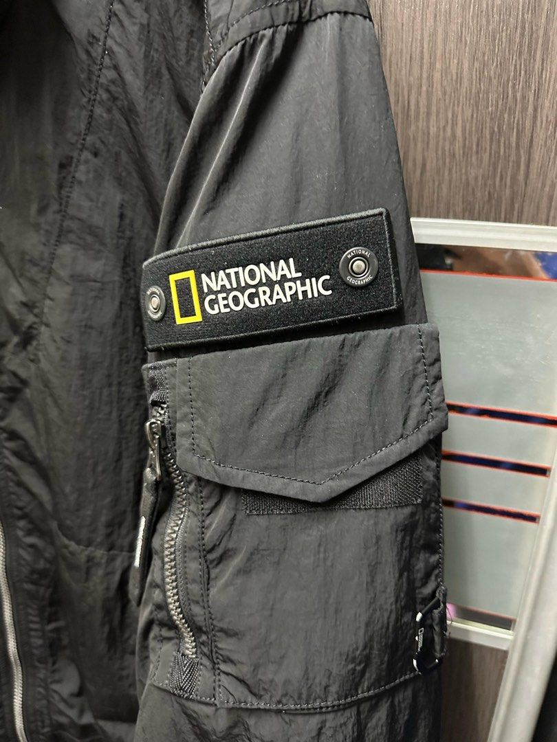 NATIONAL GEOGRAPHIC UTILITY JACKET Men s Fashion Coats Jackets and Outerwear on Carousell