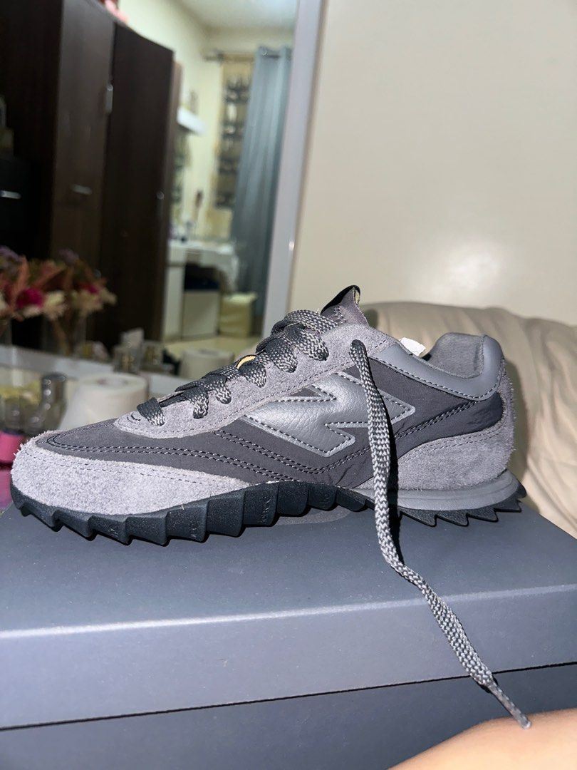 NEW BALANCE RC 30 (Category: Sneakers) located in Davao. Submitted by sewee (Listing ID 1296016221, Image 2). Description: US 5.5 23.5 CM EU 38 Fits 6.5-7 Black and grey color way Impulse buy when i was in taiwan lol.