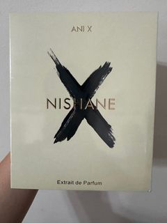 (Category: ) located in . Submitted by fragrance_journey_sg (Listing ID 1295880952, Image 1). Description: .