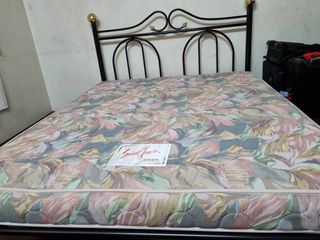 (Category: ) located in . Submitted by ls311 (Listing ID 1295975445, Image 1). Description: .