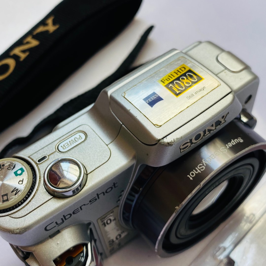 Occasion - Appareil Photo Sony Cyber-shot DSC-H10 (8.1 MP) - Noir