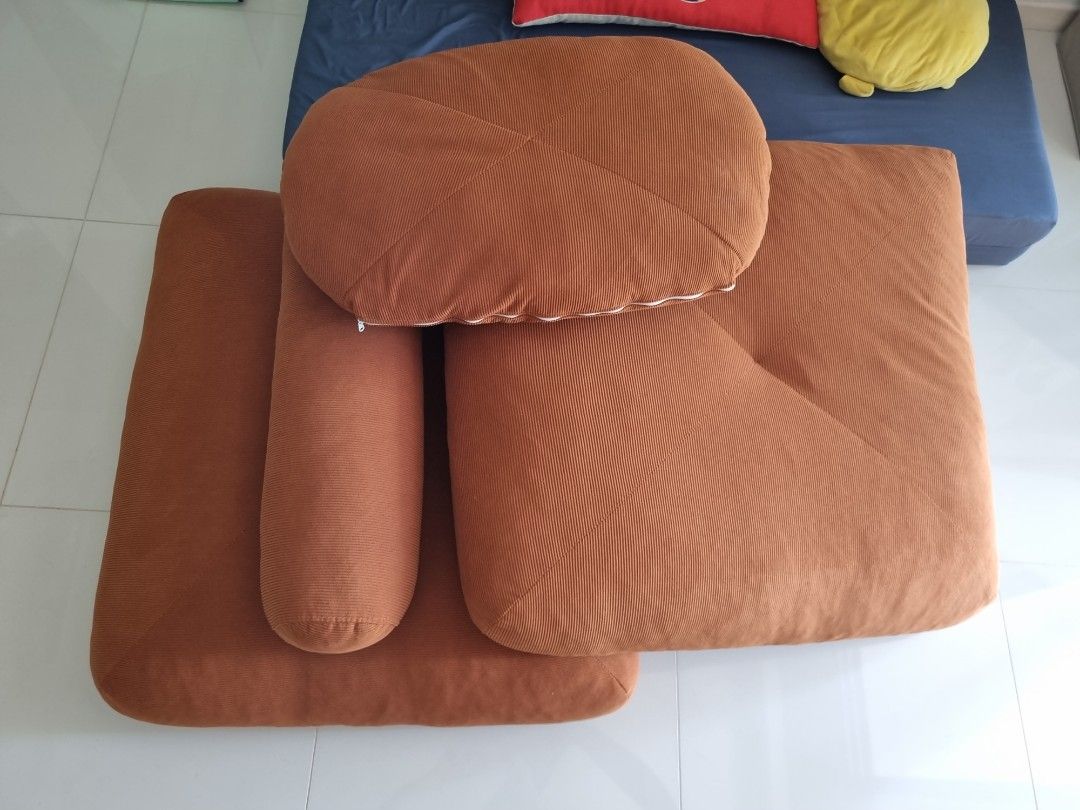 Stackable Sofa (Category: Sofas) located in Singapore. Submitted by zeasmao1 (Listing ID 1295944779, Image 2). Description: Bought it online but it was too big for the living room, hence kept it aside for someone who is interested. Measurements: 85cm x 85cm, 70cm x 60cm (small one) Self pick up..